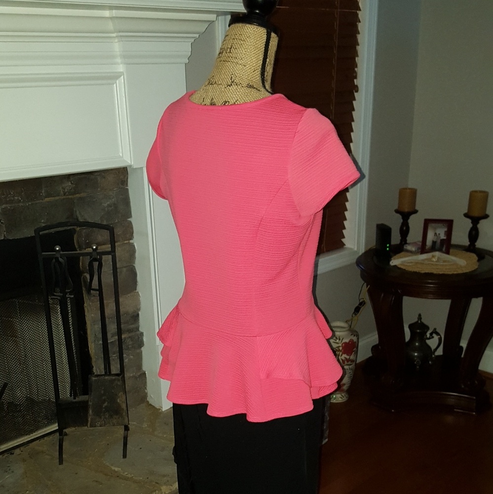 Top - Picture 4 of 4